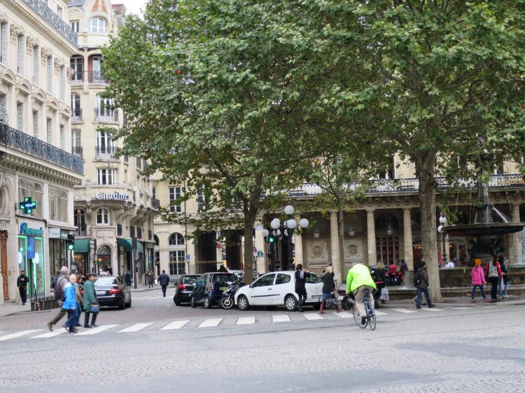 Hotel Montpensier Paris Exterior photo